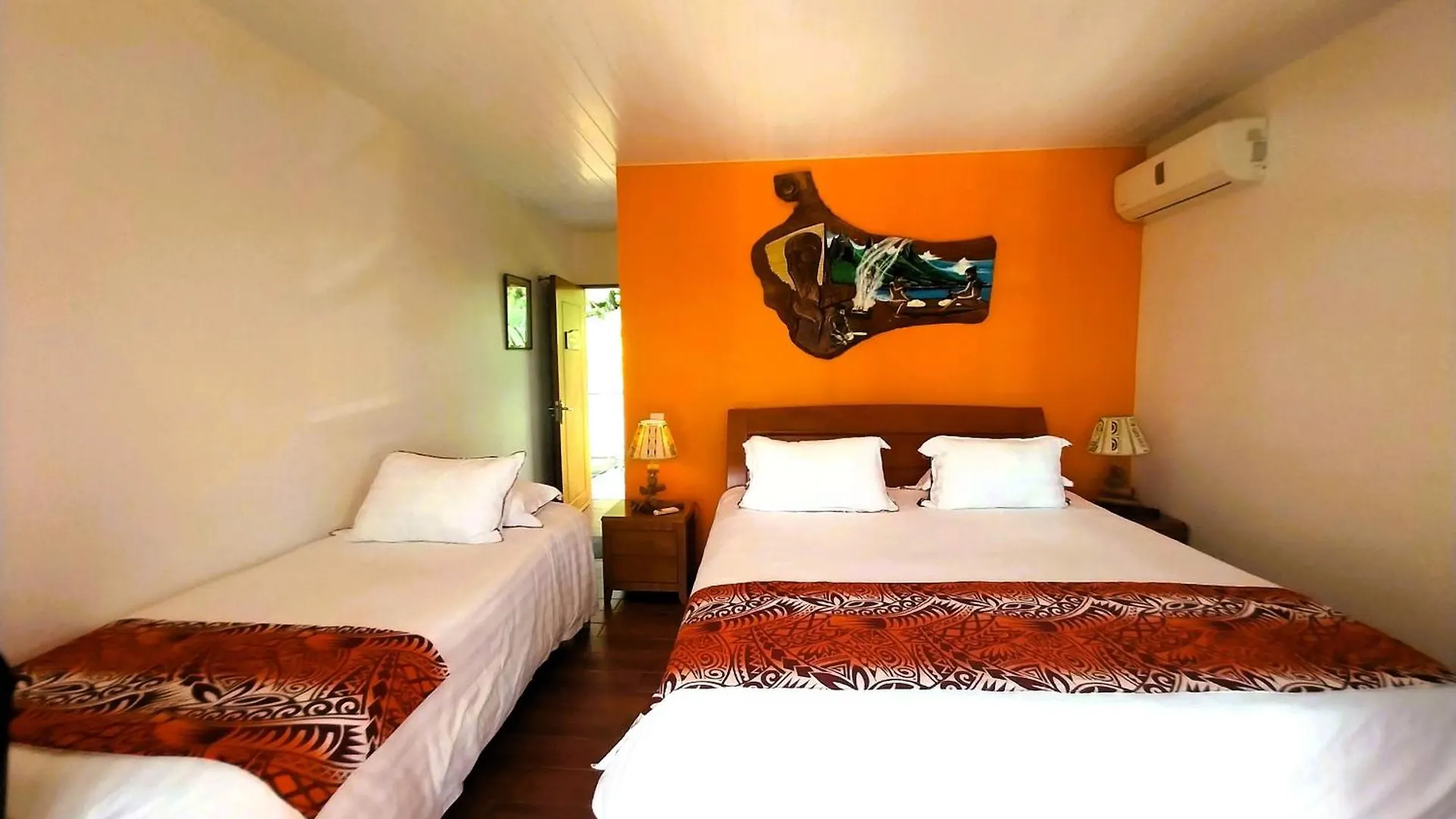 Punaauia  Tahiti Hills Lodge - 16 Pers 0*, Punaauia (Tahiti) פולינזיה הצרפתית