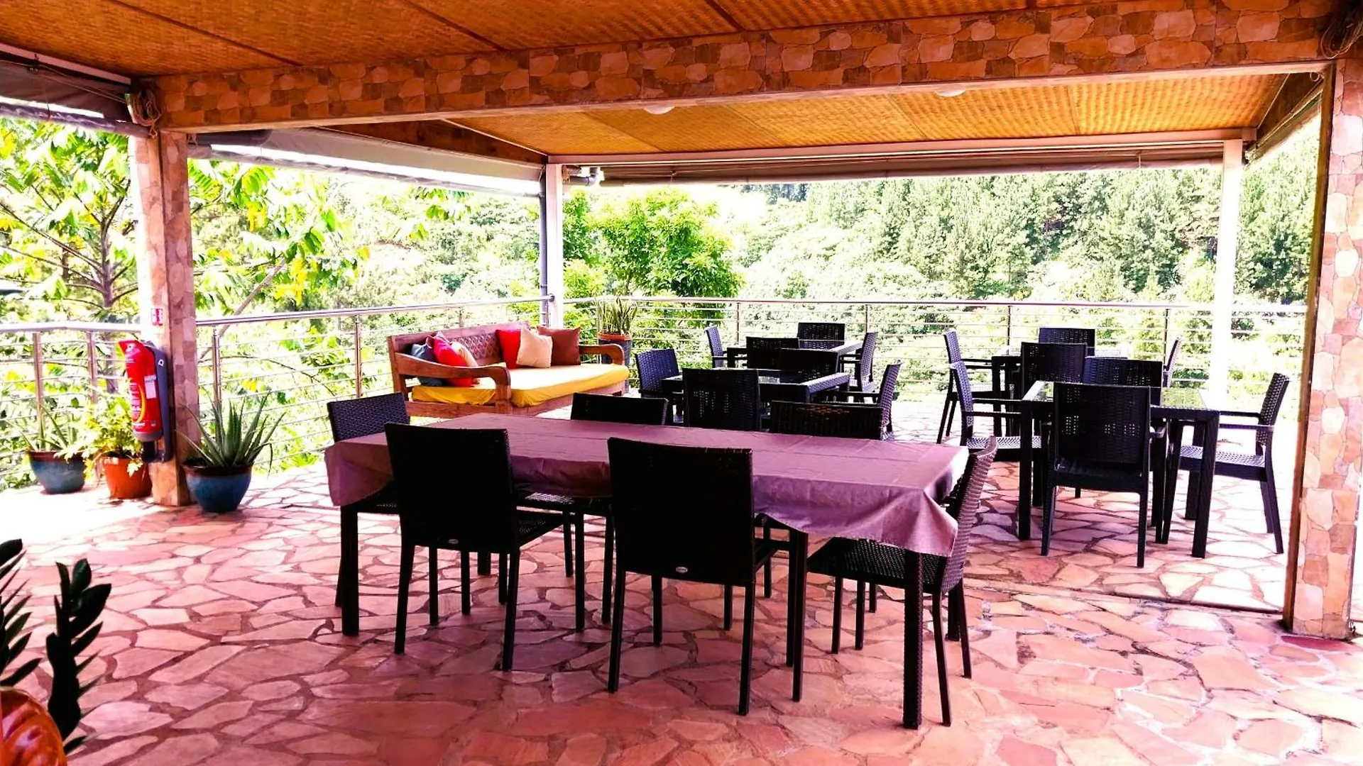 Punaauia  Tahiti Hills Lodge - 16 Pers 0*, Punaauia (Tahiti)